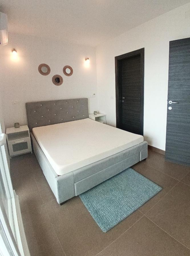 Searenity Pool Suite - Seafront Krmpote-Vodice Kültér fotó
